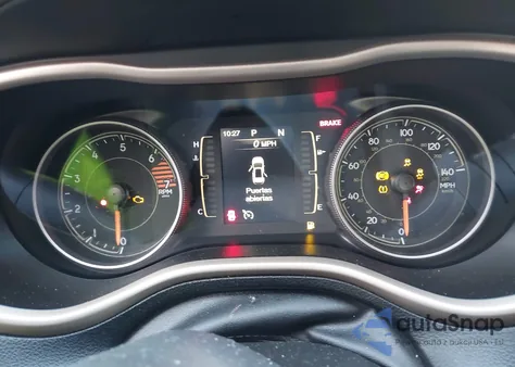 2018 Jeep Cherokee Latitude Fwd из США, поврежденный, VIN 1C4PJLCB9JD621130